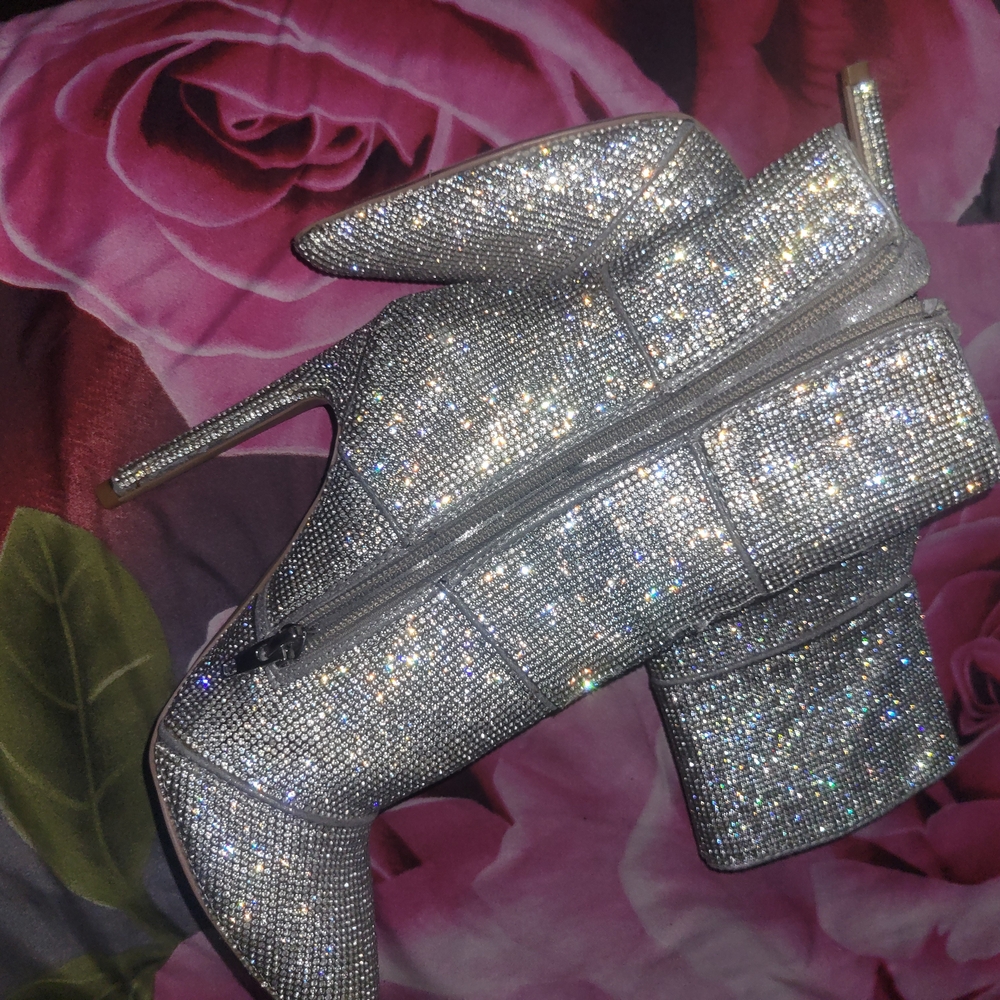 Steve Madden Silver Crystal Zip Pointed Toe Ankle Heels